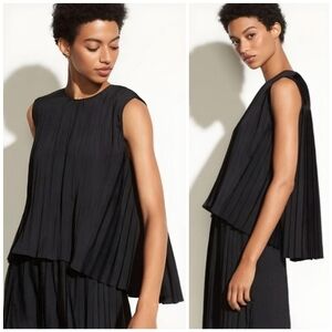 VINCE Pleated Oversized Shell Black Top, S